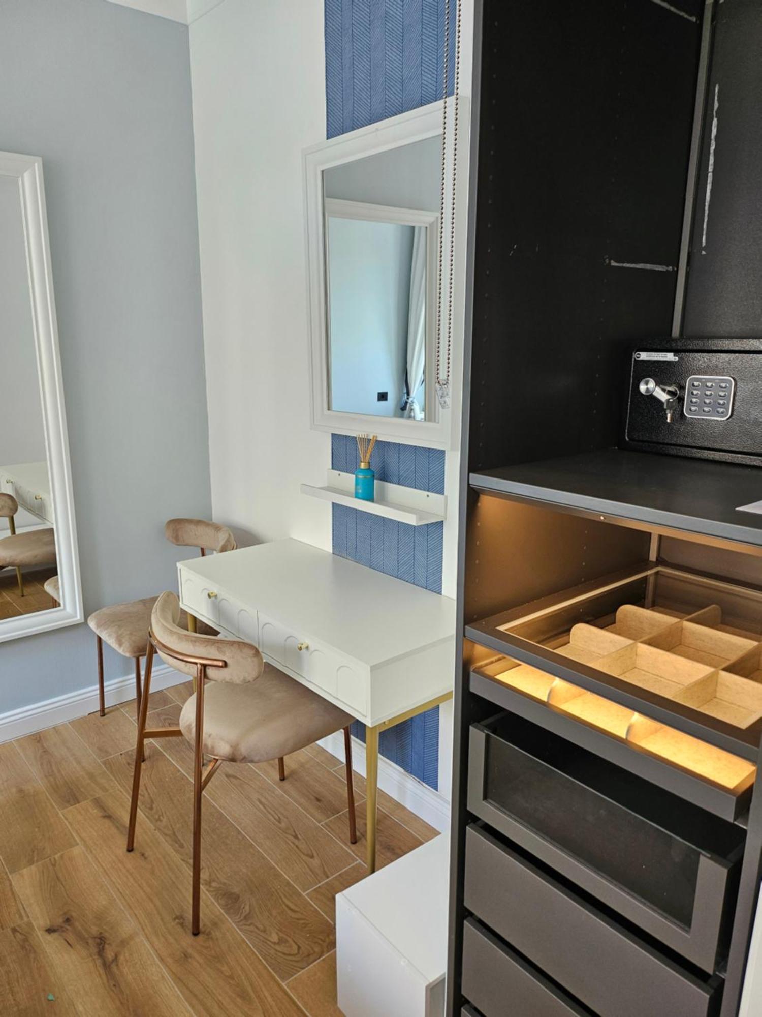 Merulanasuite Saint John Apartment *