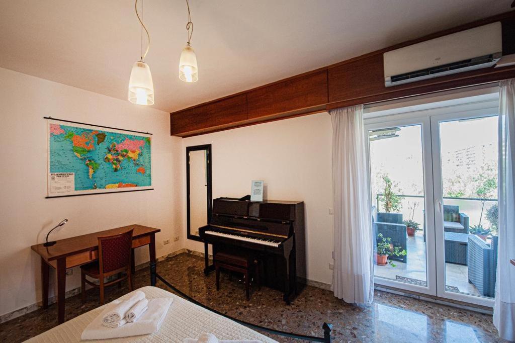 Naveen's House Casa Leilighet Roma