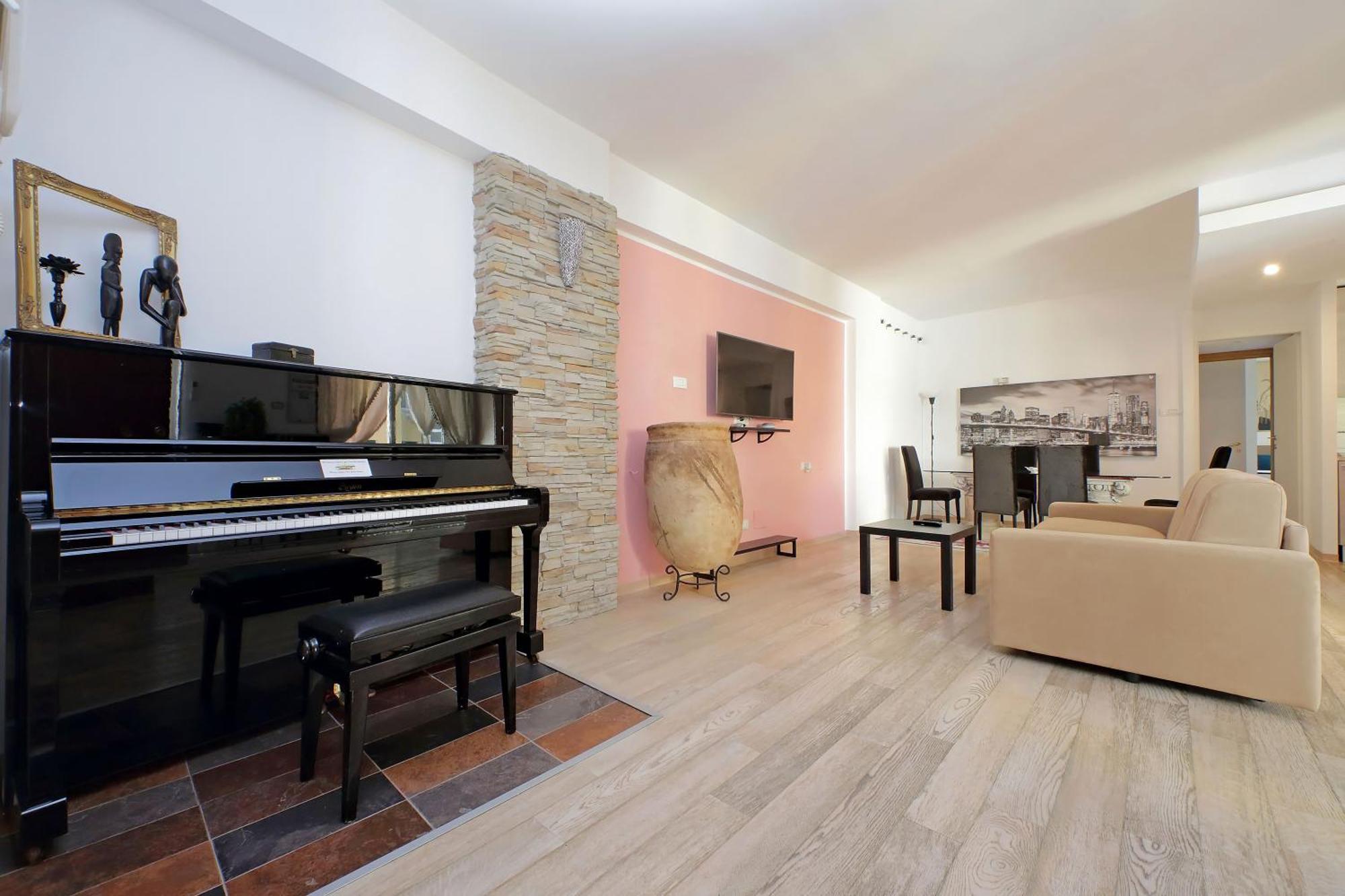 1br Flat With Balcony