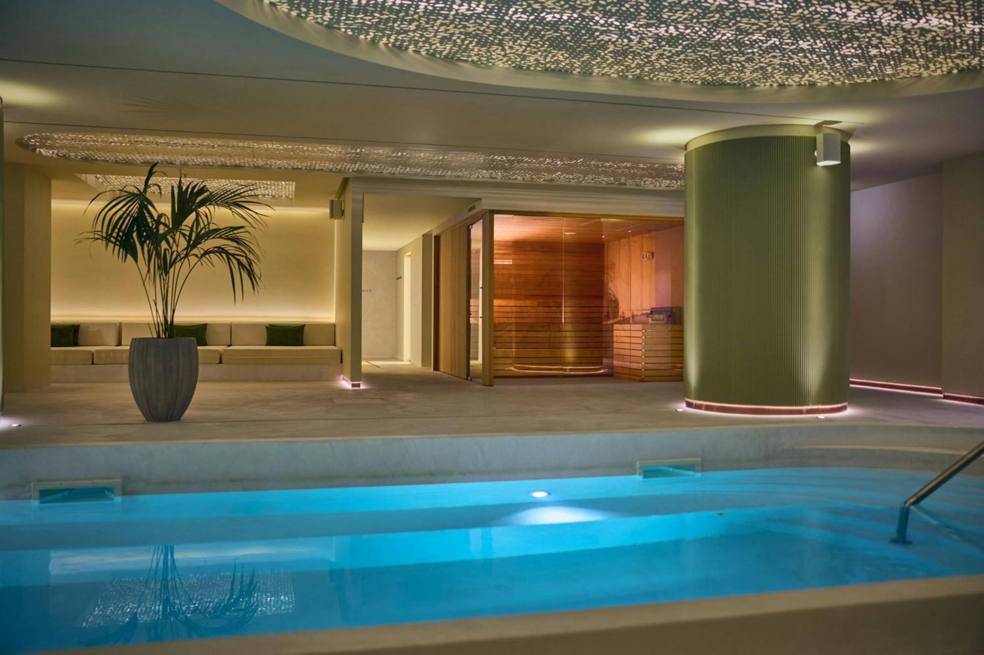 Cardo Roma, Autograph Collection 4* Roma