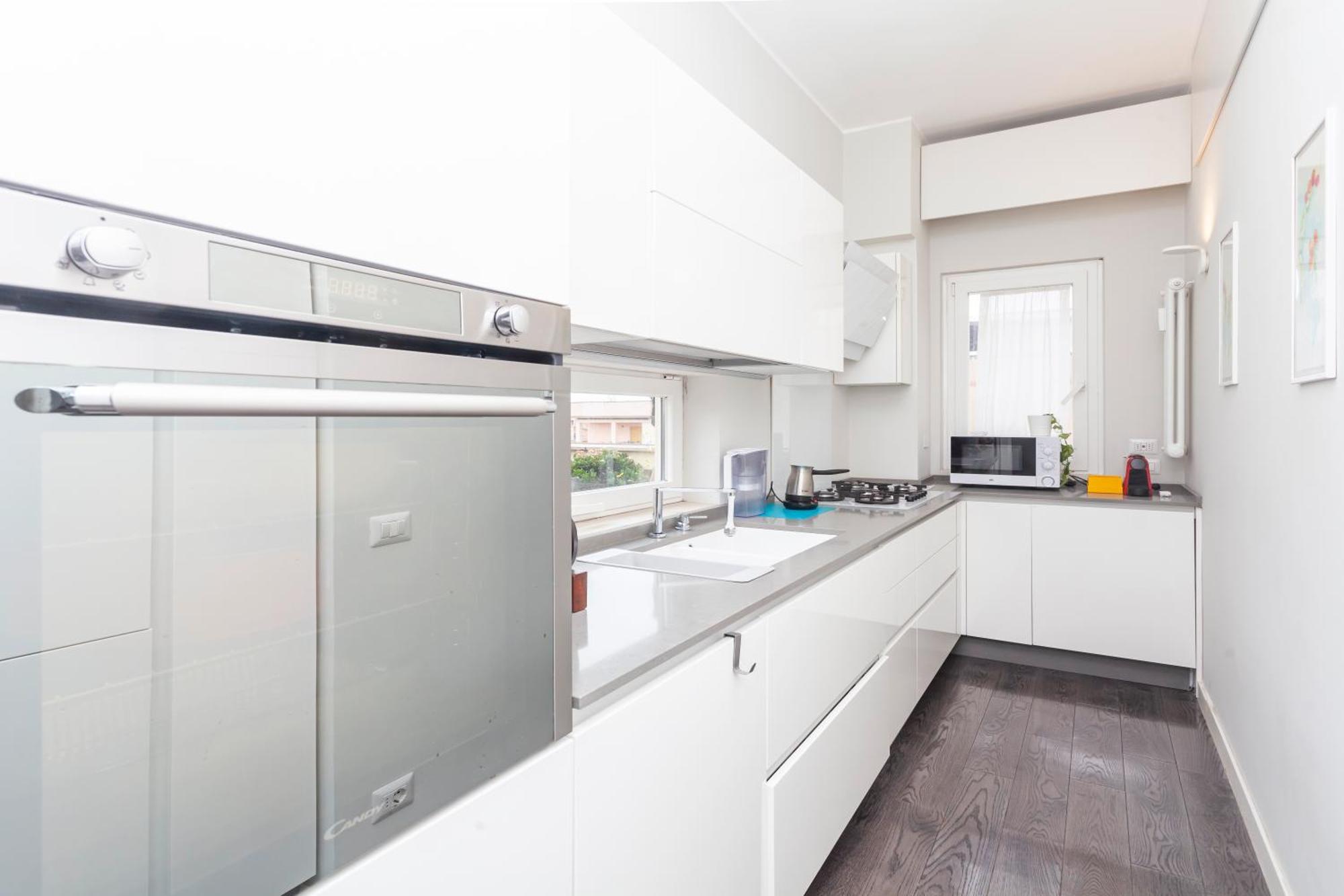 Appartamento Elegant Metro A - By Openroma *