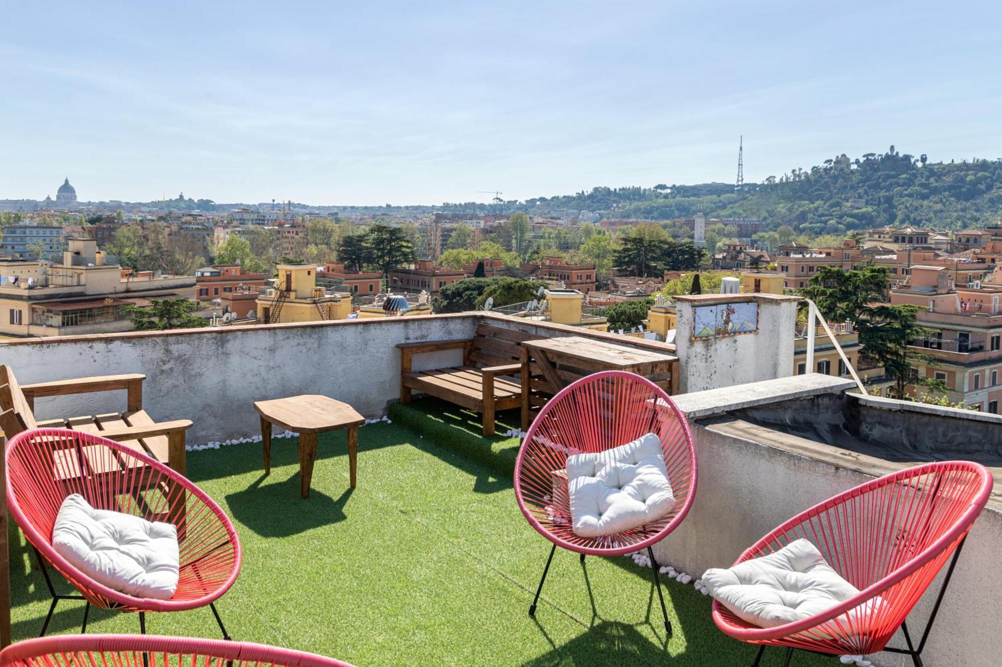 Apartamento Terrazza Donatello - Rome's Skyview Loft *