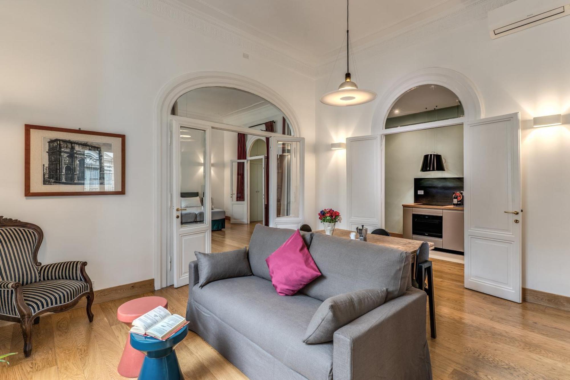 Corso Charming Apartment *