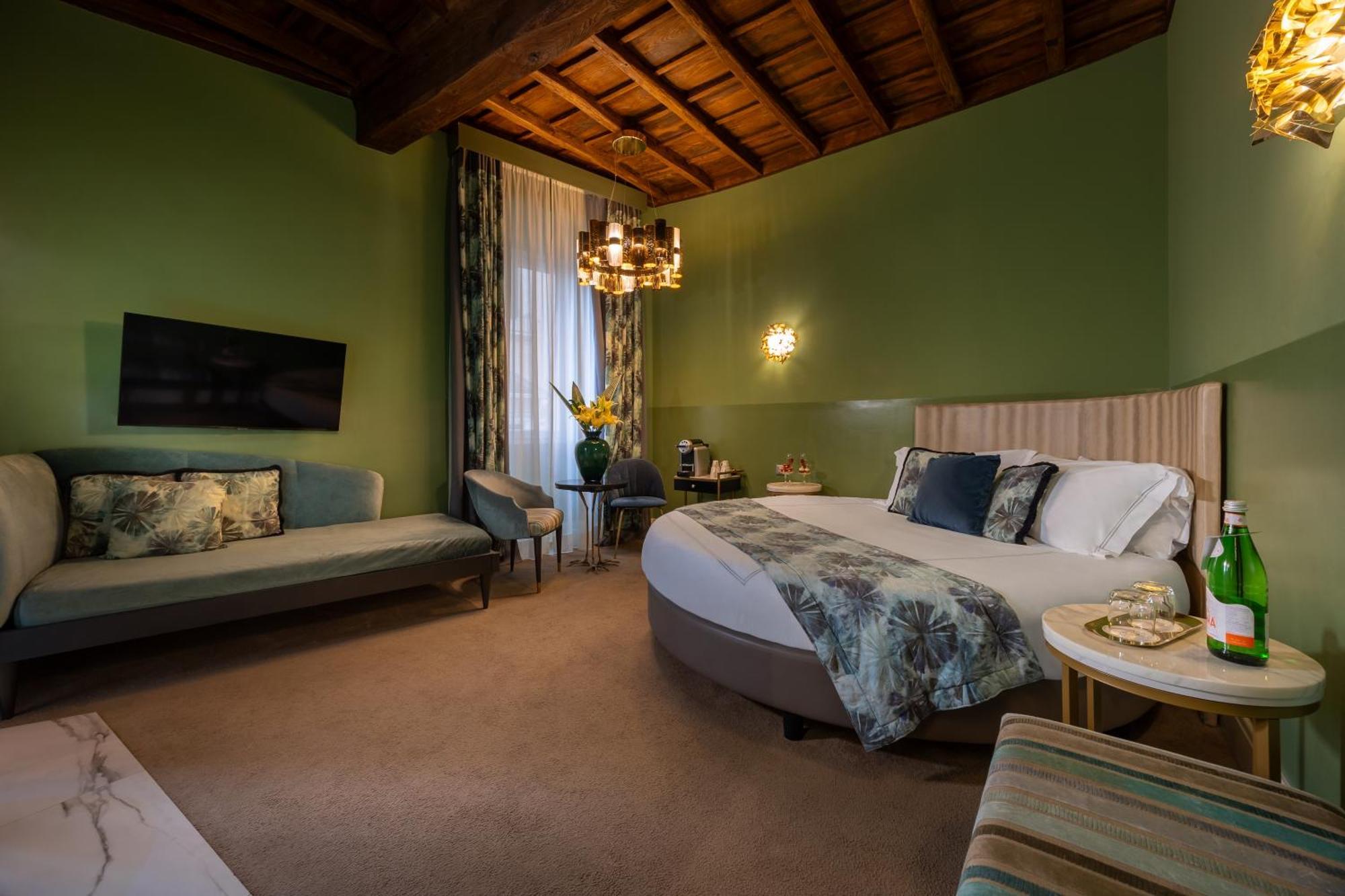 Torre Argentina Relais - Residenze Di Charme Gjestgiverier