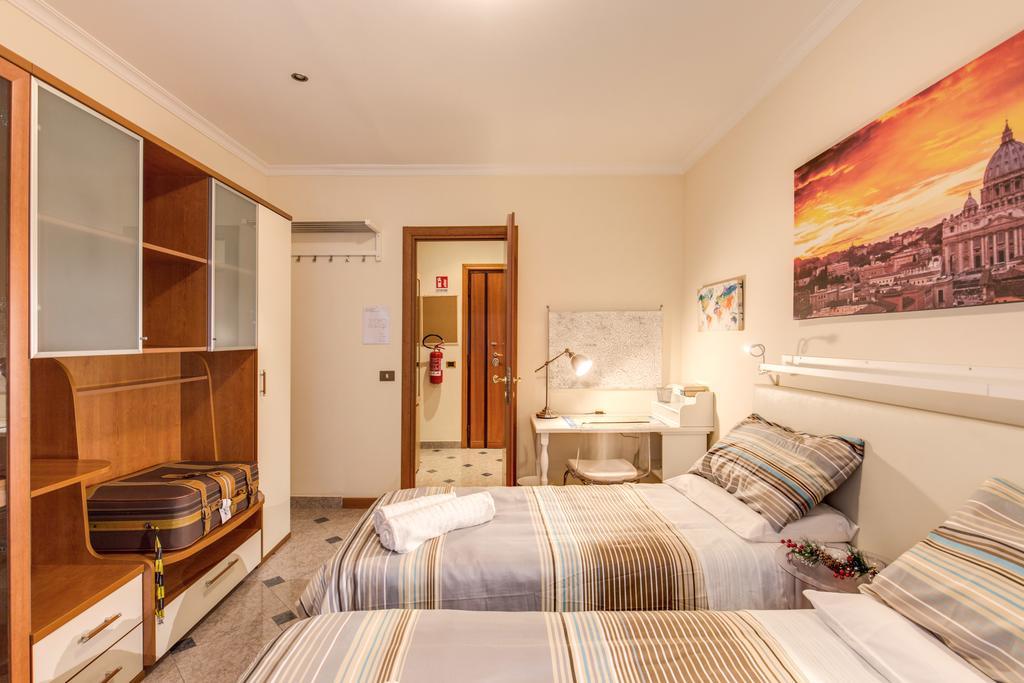 Residenza Amoroma Feriehus Roma