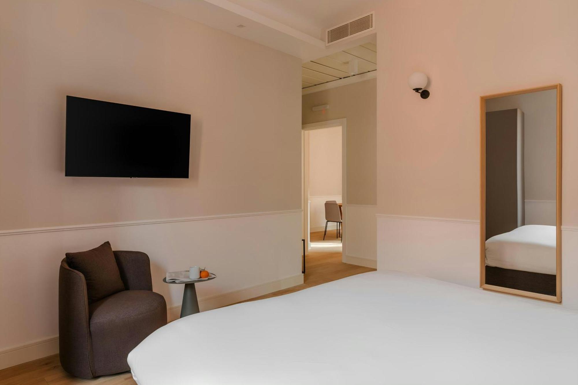 Sonder By Marriott Bonvoy Antinoo Piazza Del Parlamento Aparthotel Rom