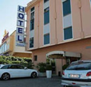 Industrial Hotel Roma