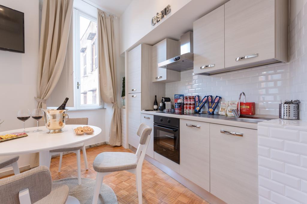 Leilighet Townhouse By The Spanish Steps