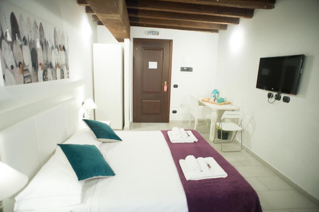 Flowers Apartments Gasthof 2*