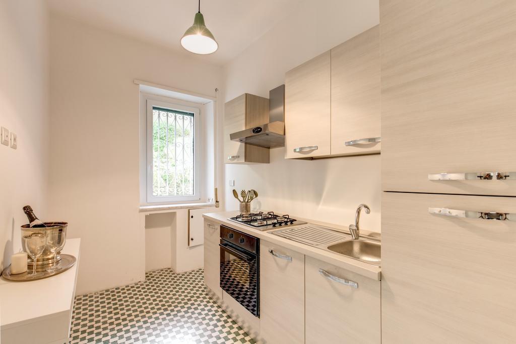 Daisy Colosseo Apartment Rom