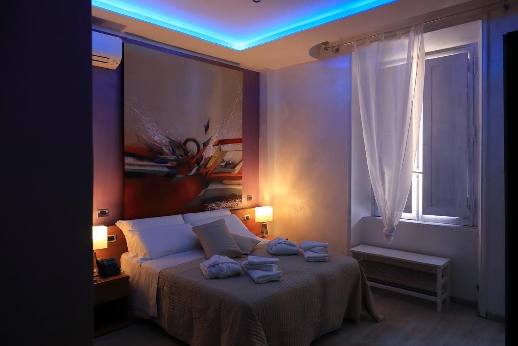 Mirko Luxury 3* Roma