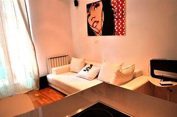 White House 2*