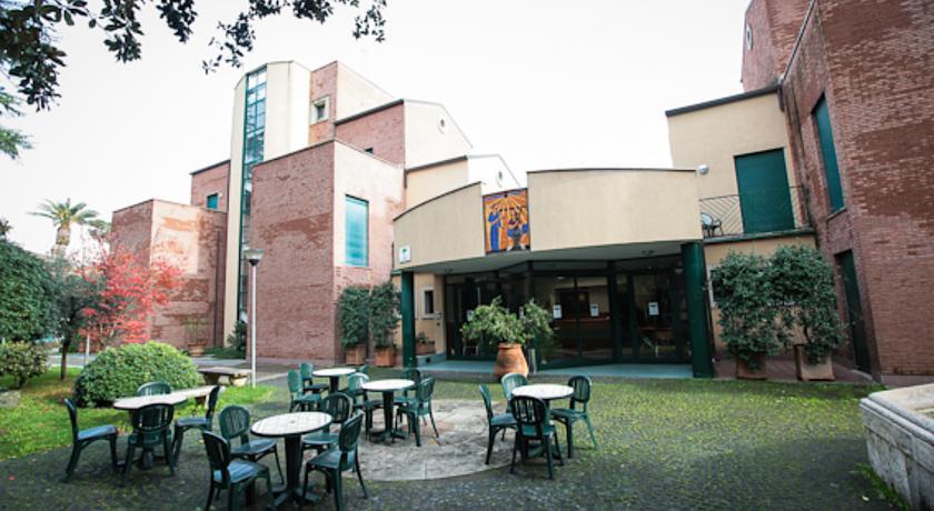 Kaire Hotel Roma