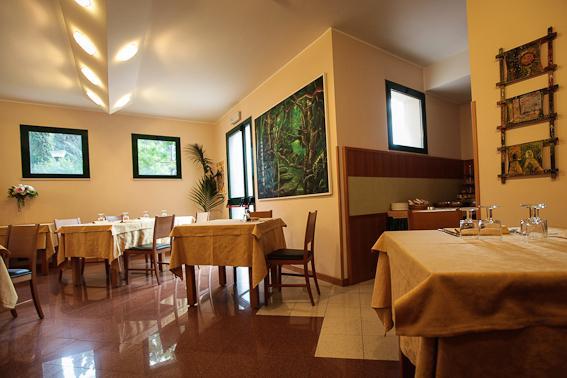 Hotel Kaire 3*