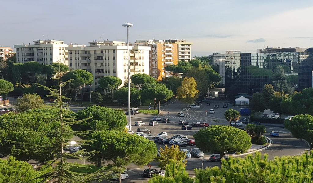 Roman Holidays All'eur Apartment *