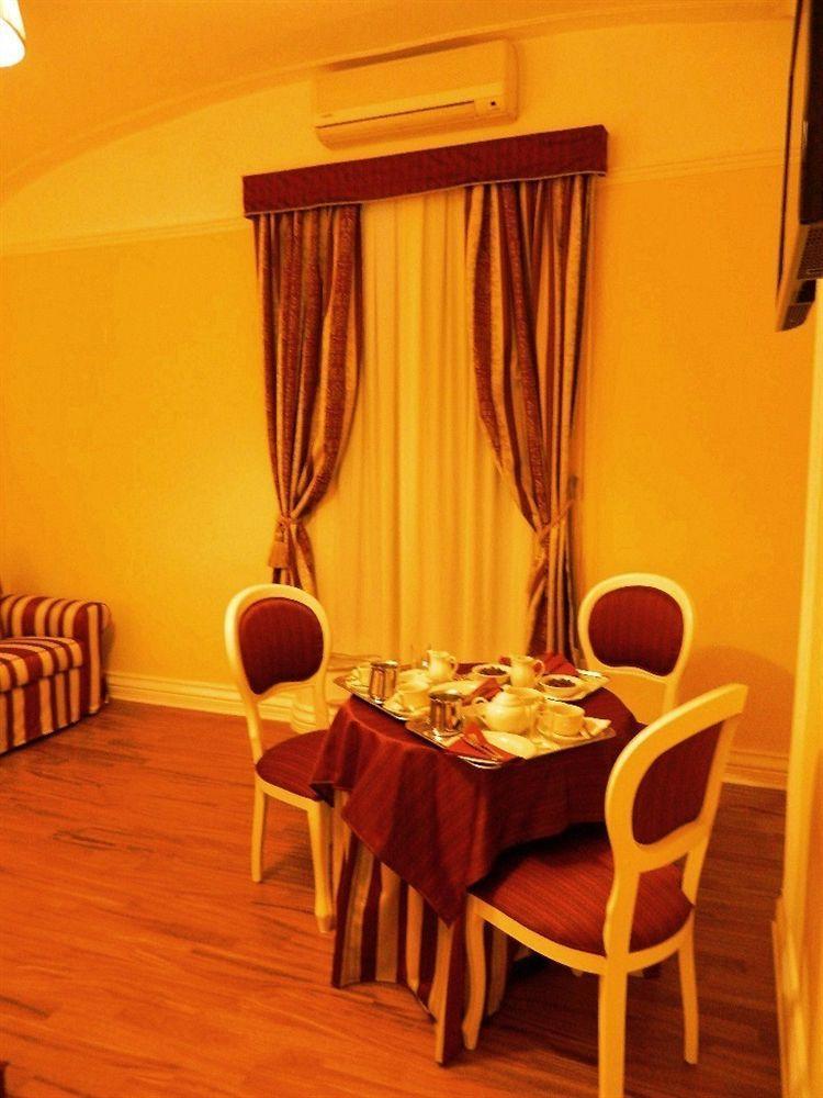 Relais Frattina Affittacamere Roma