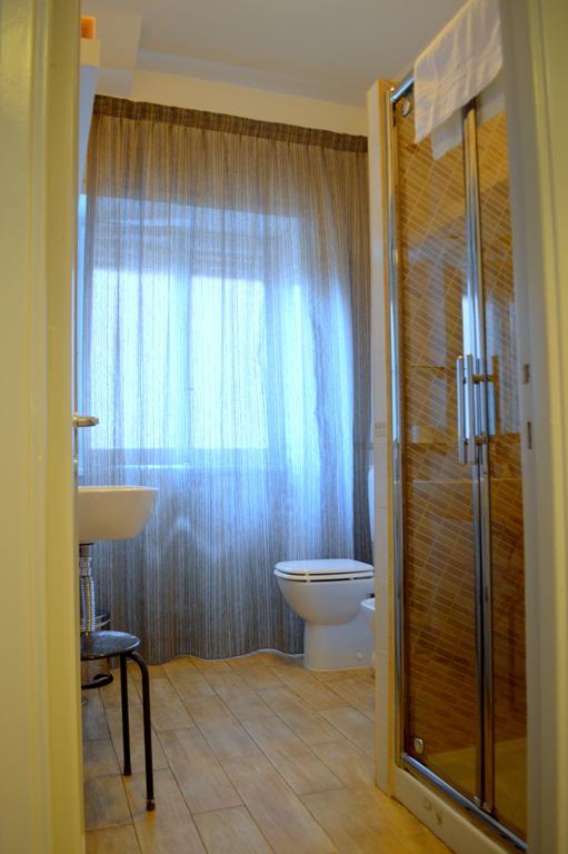 Bed & Breakfast Check-inn 3*
