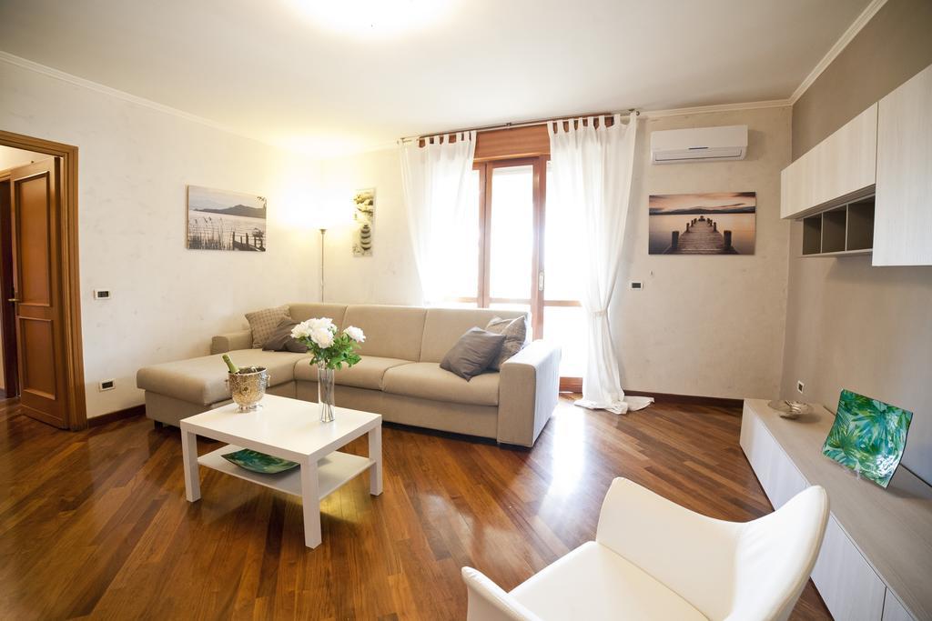 Roman Holidays All'eur Apartment *