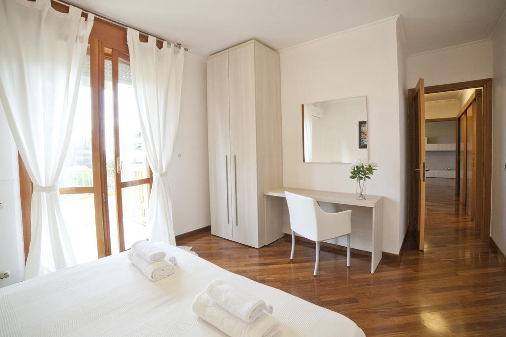 Roman Holidays All'eur Apartment Rome