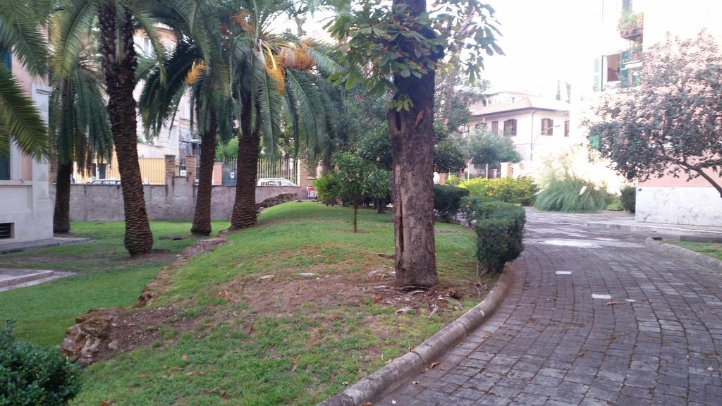 Vecchia 2* Rome