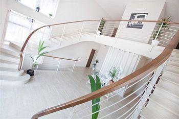 Aurelia House And Loft
