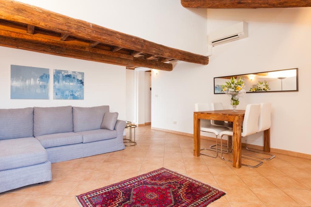 Maisonette Farnese Casa de Férias *