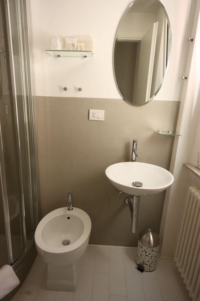 Intra' Residenza In Trastevere Pensión 3*