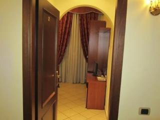 Terminal House 2*