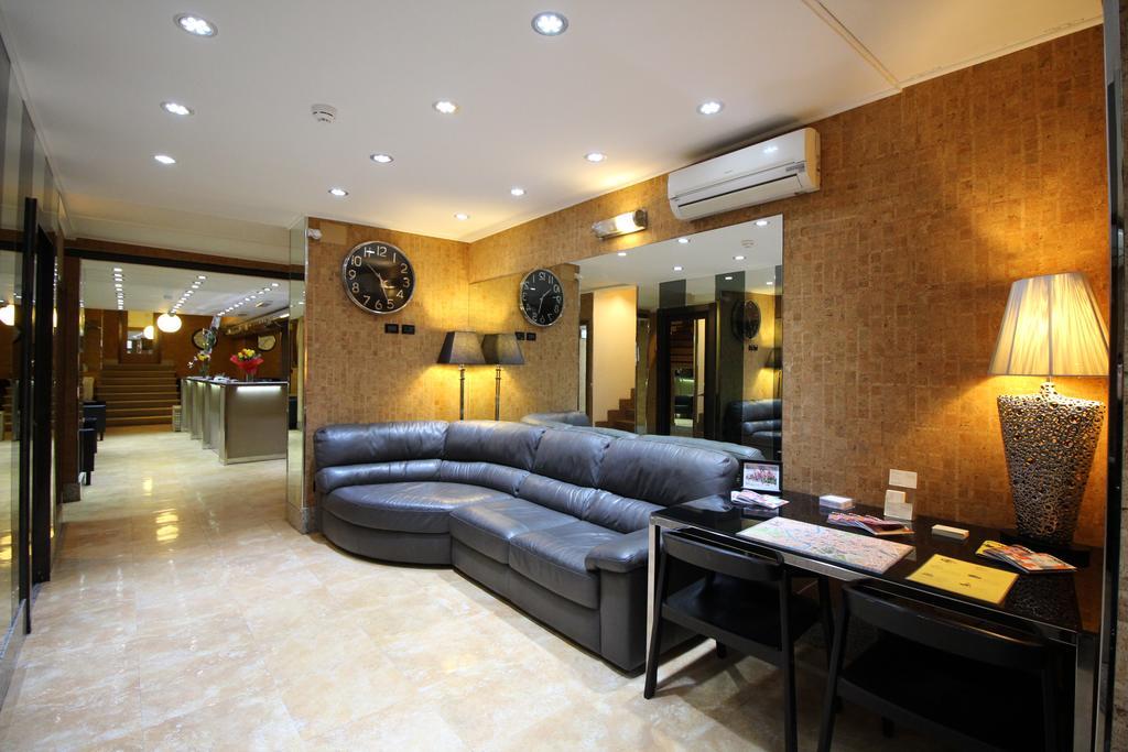 Candia Aparthotel 3*