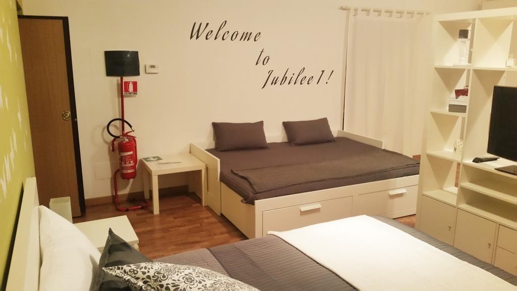 Jubilee 1 Apartment *