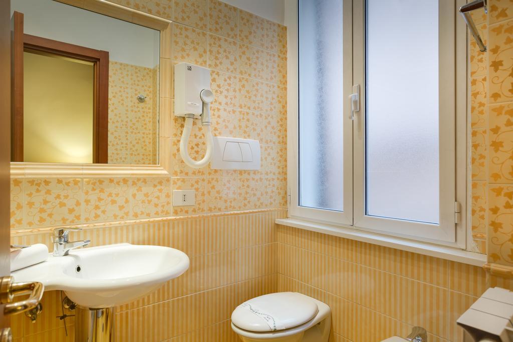 Aberdeen Hotel 3*