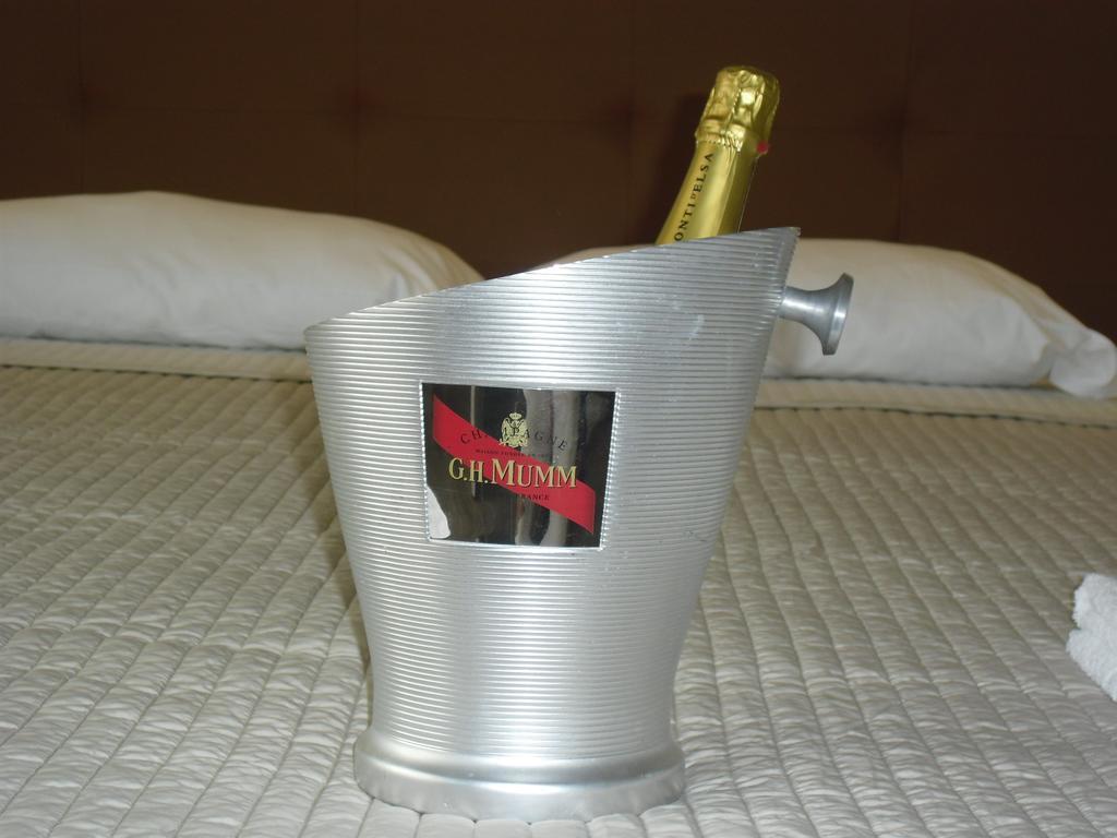 Luce Di Luna Luxury Affittacamere *