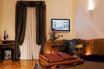 Casa de hóspedes Relais Conte Di Cavour De Luxe 2*