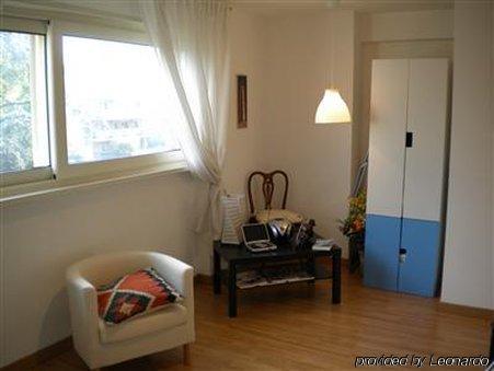 Romantic Nest In Hotel Roma