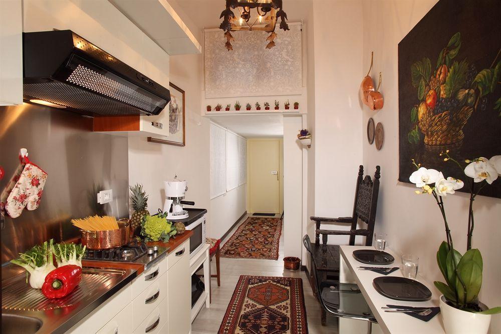 Acomodação com café da manhã  House 2*