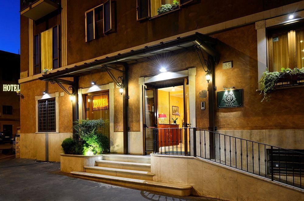 Tuscolana 3* Roma