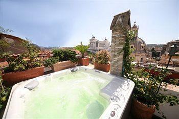 Residenza Torre Colonna Bed & Breakfast 4*