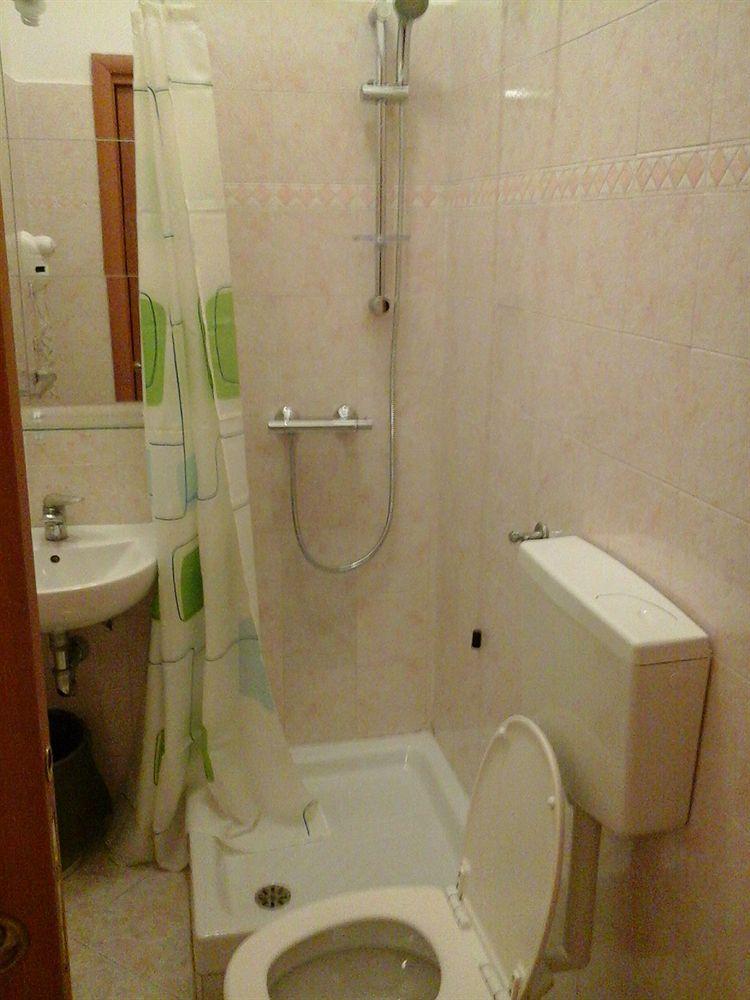 Merulana Star Guest house 3*