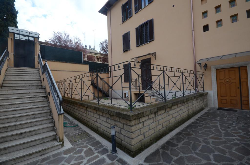 Sarzana House Appartamento *