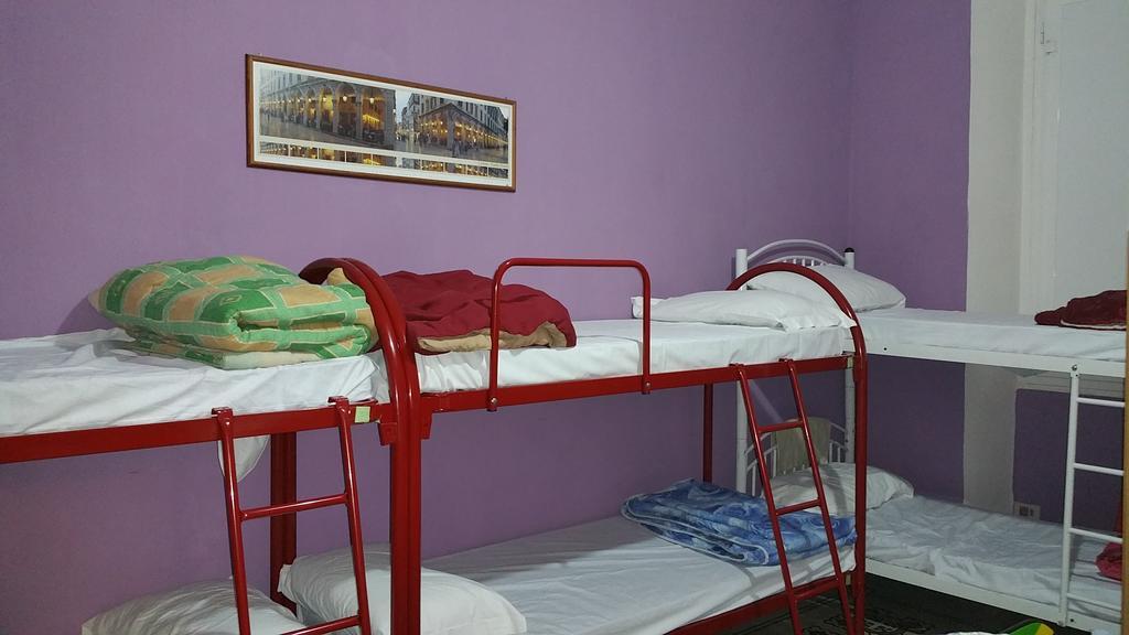 Hostal Hard Rock *