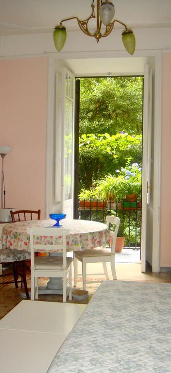 Cagliari House Alojamento de Acomodação e Pequeno-almoço *
