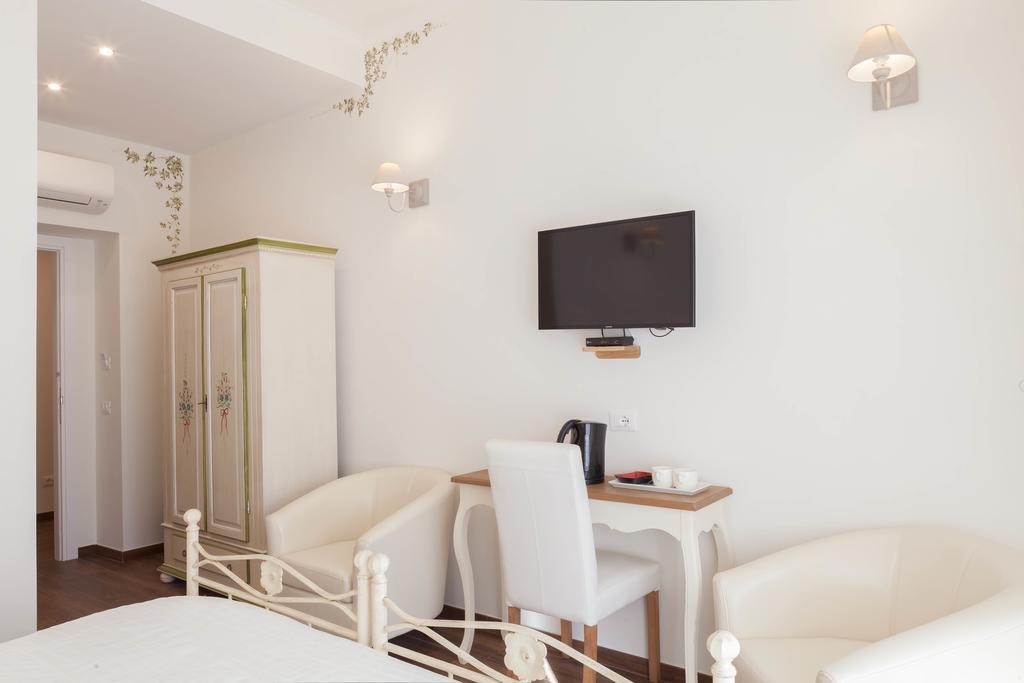 Donna Margherita Suite&rooms 3* Roma