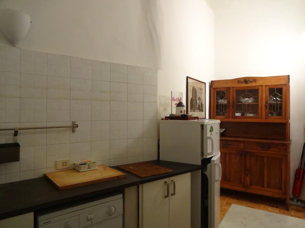 Il Vicolo Di Trastevere Rome