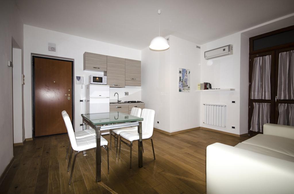 Sarzana House * Roma