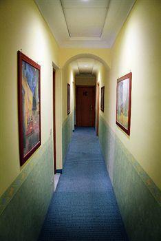 Castelfidardo 2* Roma