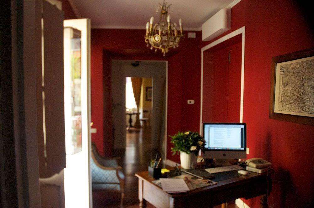 Relais Teatro Argentina Bed & Breakfast 2*
