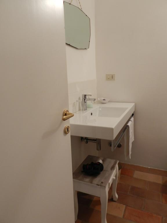 Vicolo Del Lupo Bed & Breakfast Roma
