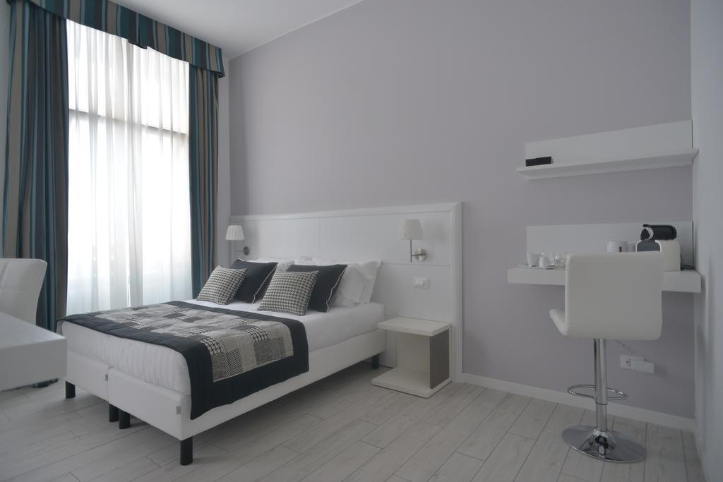 Lata Luxury Roma