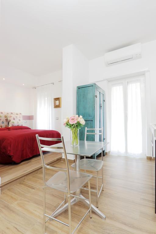 Feriae Latinae Apartment *