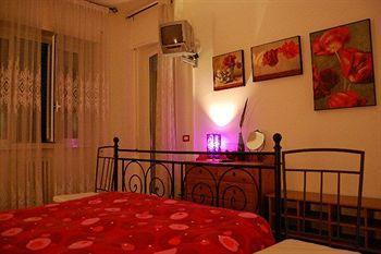 Bed & Breakfast A For Roma
